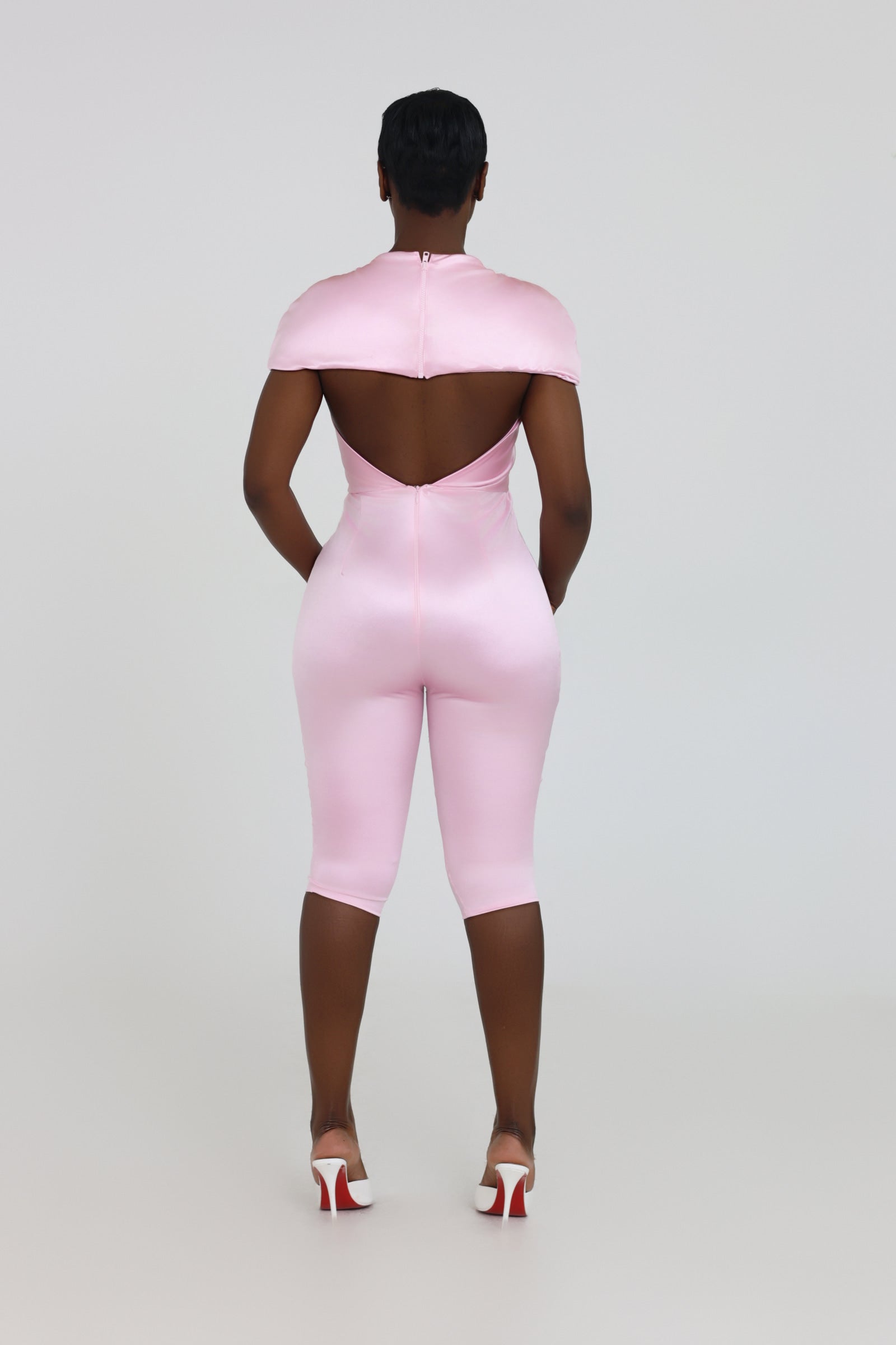 The Jeanette Capri